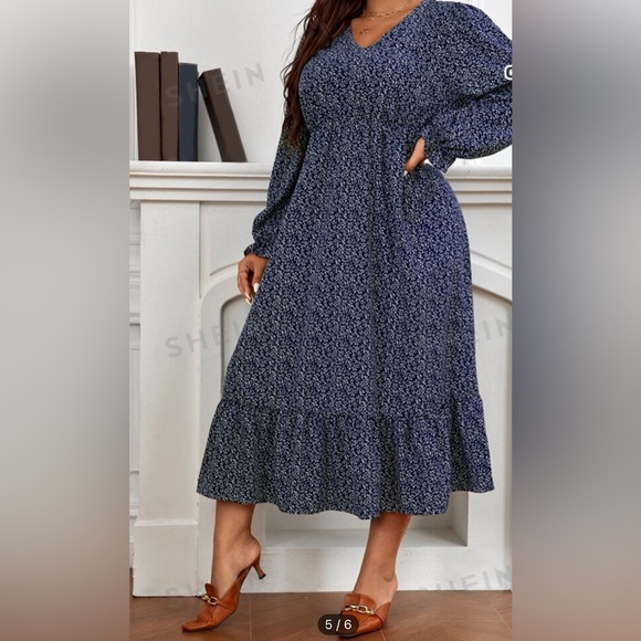 *NWOT Navy Plus Size Maxi Dress Long Sleeve V Neck Lightweight 2X - Picture 3 of 6